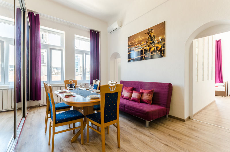 Like Home - City Center - Style Apartment Budapest Eksteriør bilde