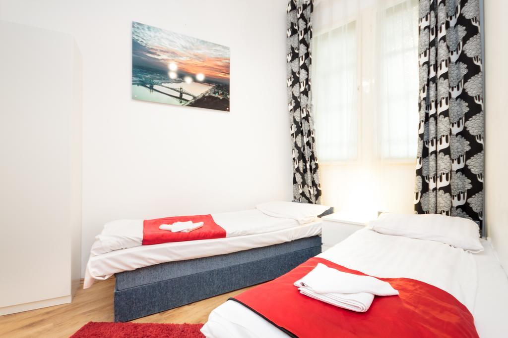 Like Home - City Center - Style Apartment Budapest Eksteriør bilde