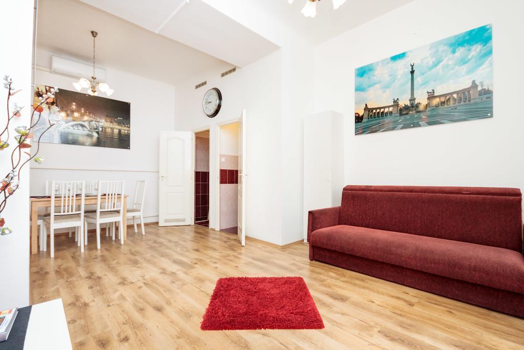 Like Home - City Center - Style Apartment Budapest Eksteriør bilde