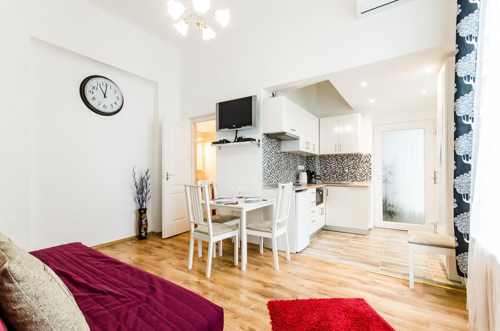 Like Home - City Center - Style Apartment Budapest Eksteriør bilde