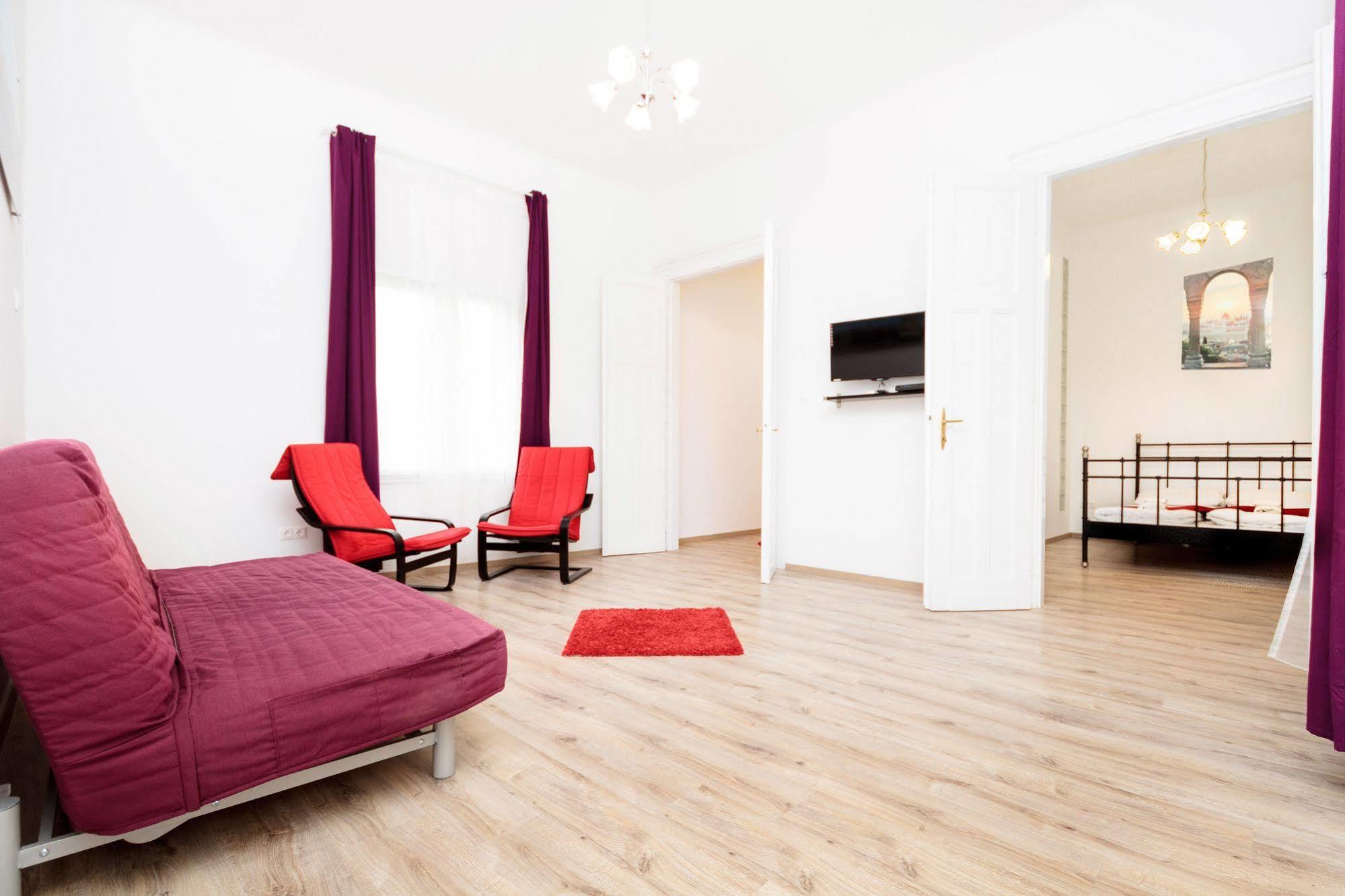 Like Home - City Center - Style Apartment Budapest Eksteriør bilde