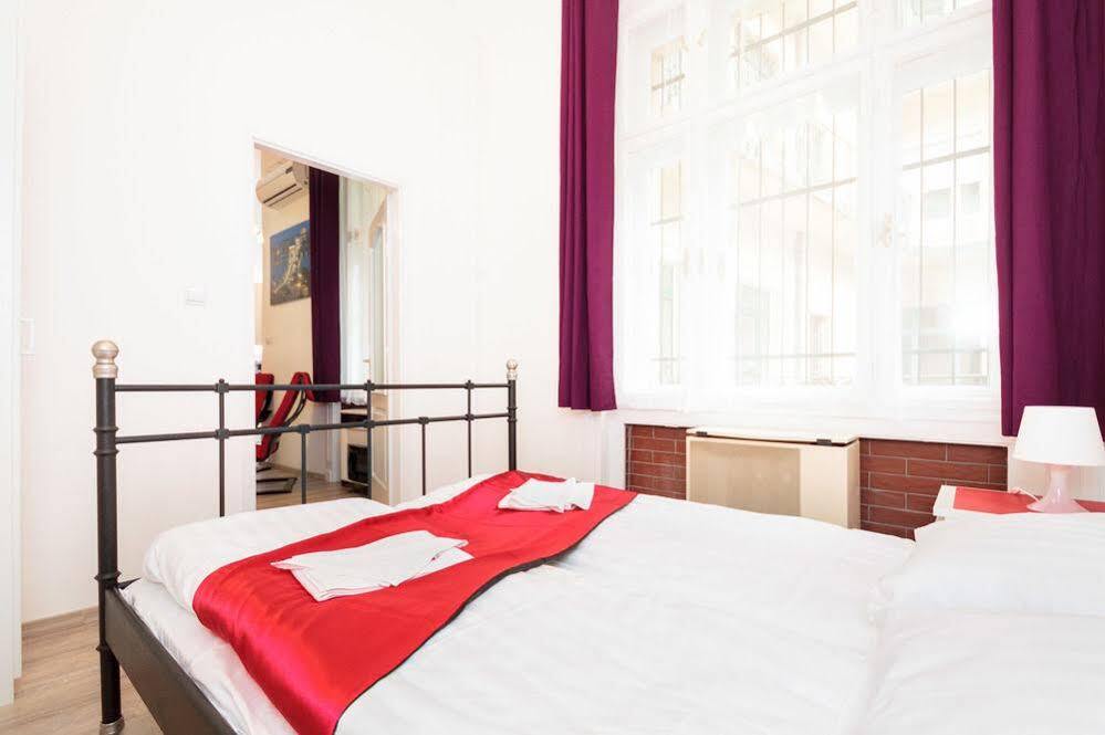 Like Home - City Center - Style Apartment Budapest Eksteriør bilde