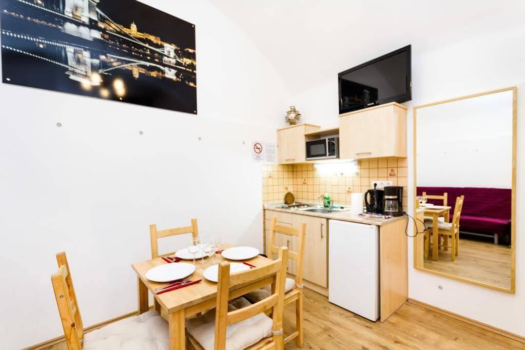 Like Home - City Center - Style Apartment Budapest Eksteriør bilde