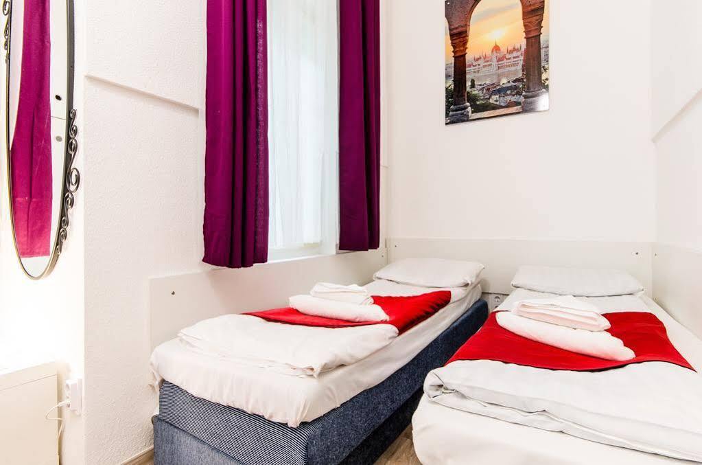 Like Home - City Center - Style Apartment Budapest Eksteriør bilde
